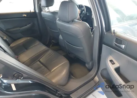 2003 Honda Accord 3.0 Ex z USA, uszkodzony, nr VIN 1HGCM66883A033345